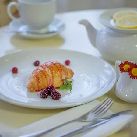 Vele Rosse Hotel, Business & Leisure