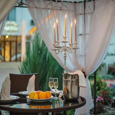 Vele Rosse Hotel, Business & Leisure 4* Odesa