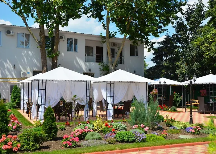 Ξενοδοχείο Vele Rosse Hotel, Business & Leisure 4*