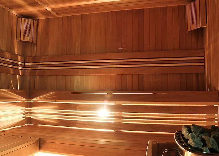 Vele Rosse Hotel, Business & Leisure 4* Οδησσός